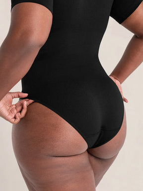 Body Modelador Manga Curta Preto